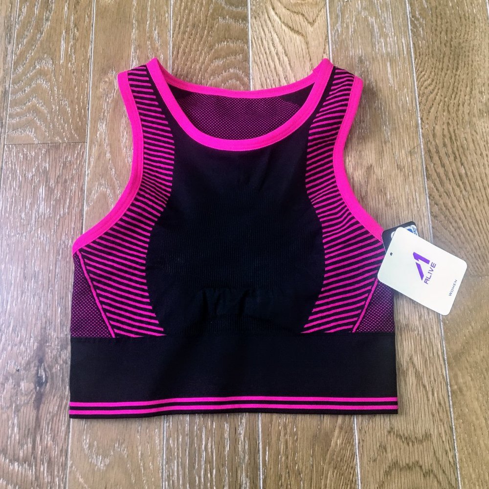 NWT High Impact Seamless Sports Bra